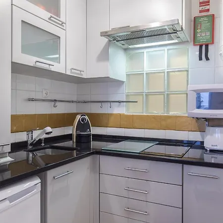 Amazing Camoes - Chiado, Apartment Lisbon