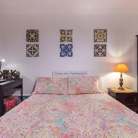 Amazing Camoes - Chiado,
