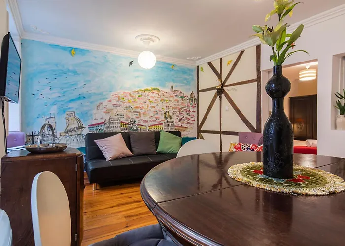 Amazing Camões - Chiado, Lisboa