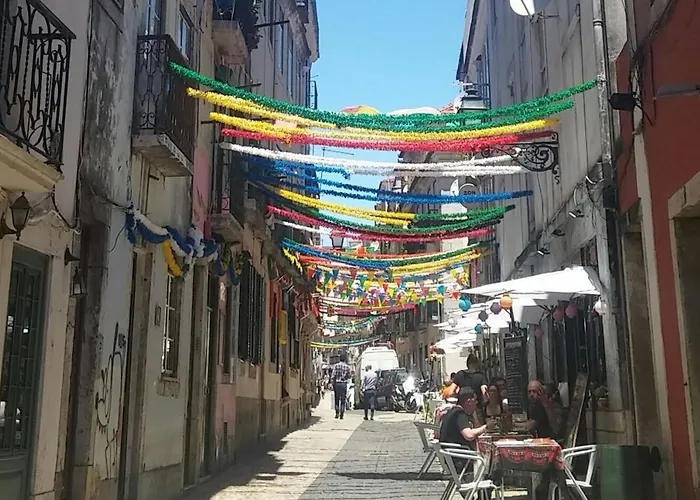 Amazing Camoes - Chiado, Апартаменты Лиссабон