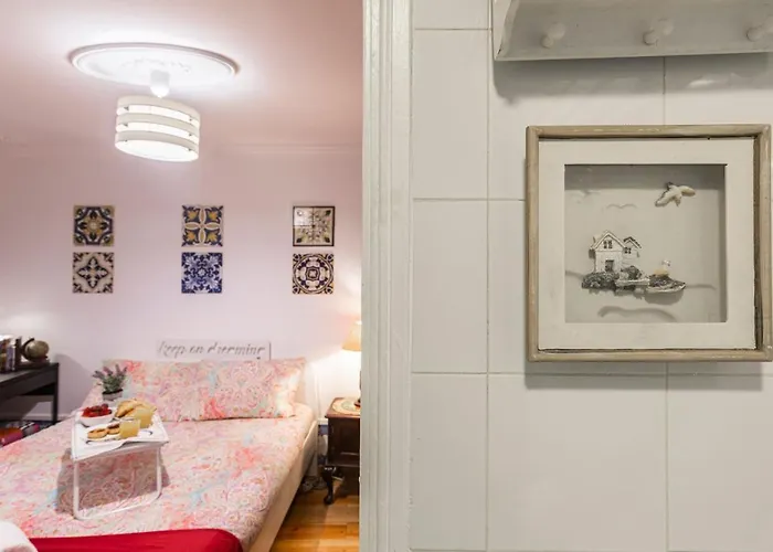 Апартаменты Amazing Camoes - Chiado,