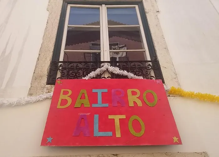 Апартаменты Amazing Camoes - Chiado,