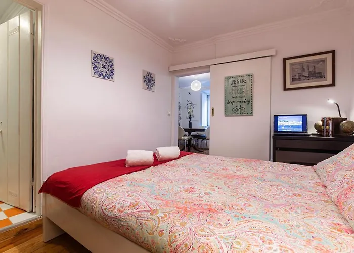 Amazing Camoes - Chiado, Лиссабон