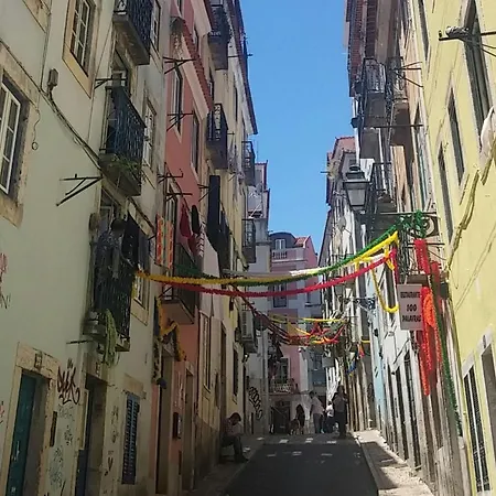 Amazing Camoes - Chiado, Lisbona