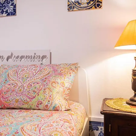 Апартаменты Amazing Camoes - Chiado,