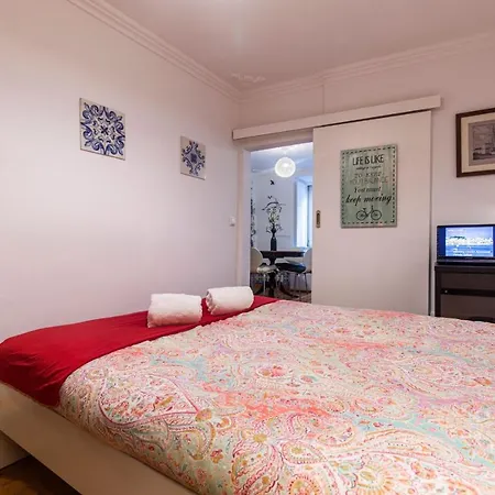 Amazing Camoes - Chiado, Lisbona
